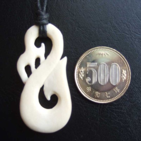 ボーンカービングペンダント【Manaia】 - BTC-30050