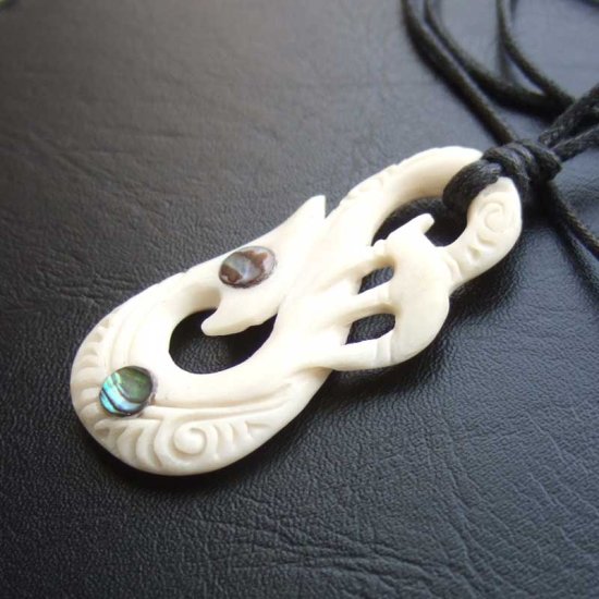 ボーンカービングペンダント【Manaia】 - BTC-30050