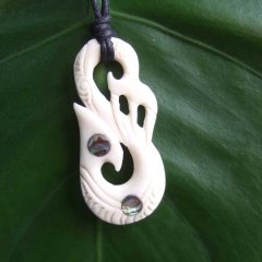 ボーンカービングペンダント【Manaia】 - BTC-30050