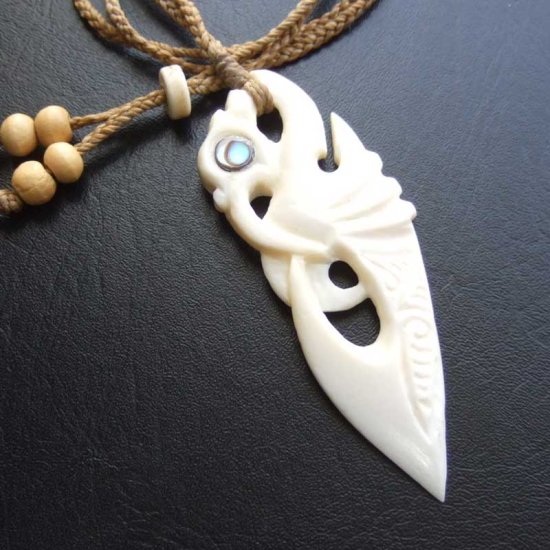 ボーンカービングペンダント【Manaia】 - BTC-30061