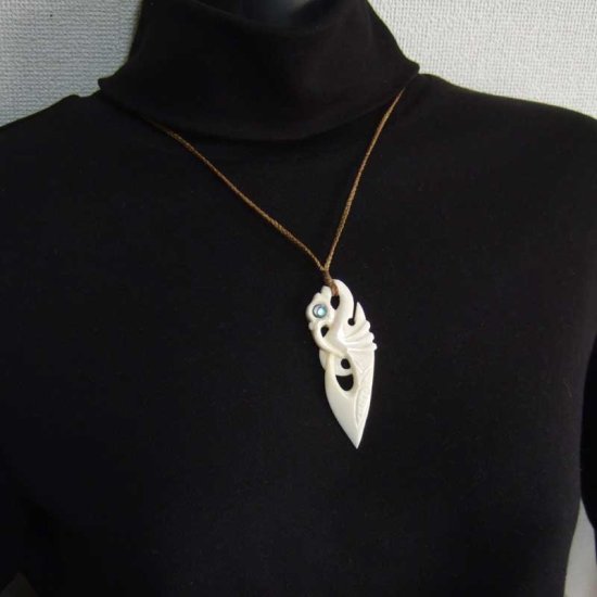 ボーンカービングペンダント【Manaia】 - BTC-30061