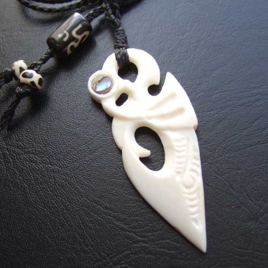 ボーンカービングペンダント【Manaia】 - BTC-30062