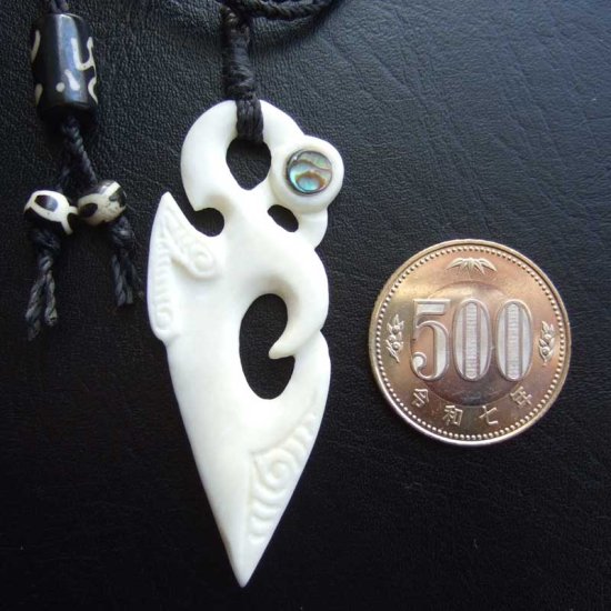 ボーンカービングペンダント【Manaia】 - BTC-30062