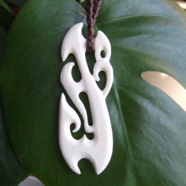 ボーンカービングペンダント【Manaia】 - BTC-30074