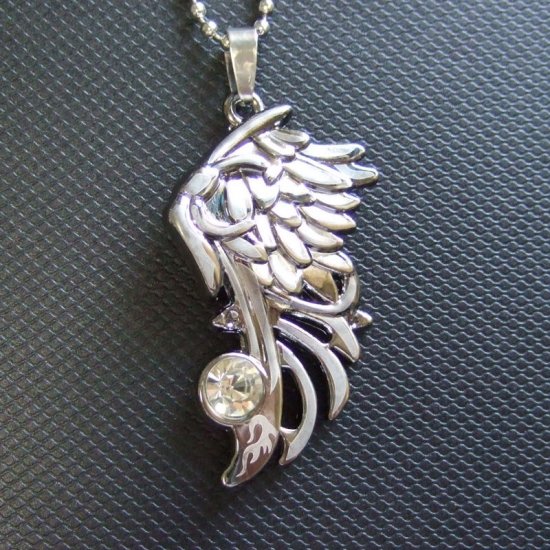 ステンレス製 翼デザインペンダント（片面加工）-emd00026