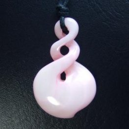 カービングペンダント【ダブルツイスト】ピンクシェル - 10001nzc 《一点もの》 カービングペンダント【ダブルツイスト】ピンクシェル - 10001nzc 《一点もの》