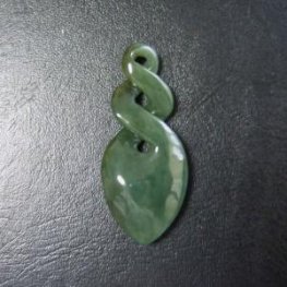 カービングペンダント【ダブルツイスト】グリーンストーン - 10002nzc カービングペンダント【ダブルツイスト】グリーンストーン - 10002nzc