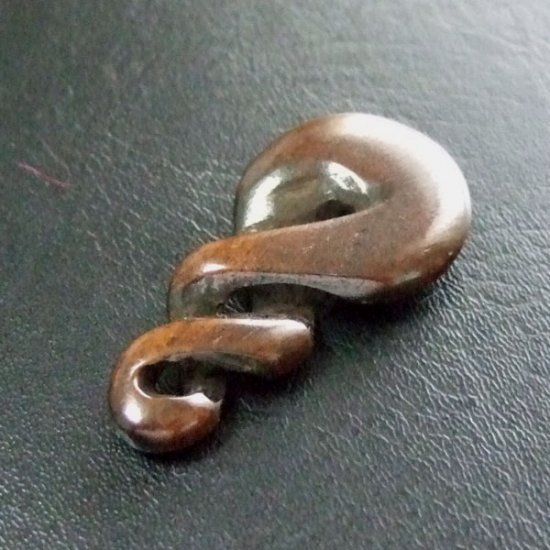 ステイン ボーンカービングペンダント【ダブルツイスト】 - 10026chd