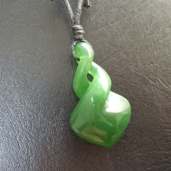 【表示現品】グリーンストーンペンダント【ダブルツイスト】 - 10029chc 《一点もの》