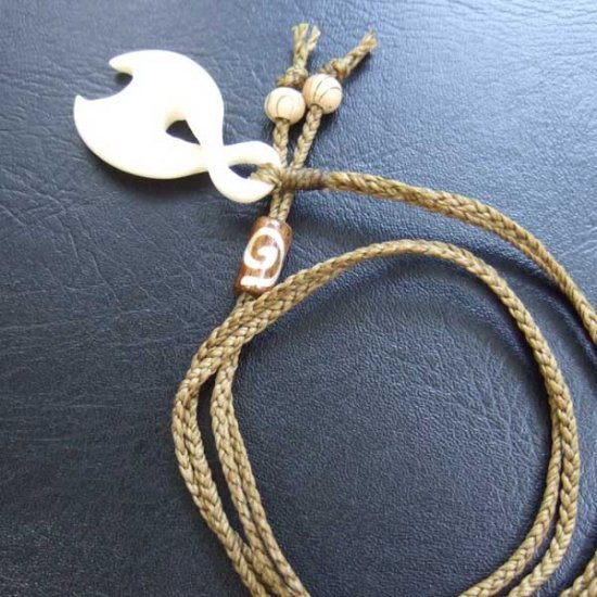 ボーンカービンングペンダント【ツイスト】 - BCT-30009