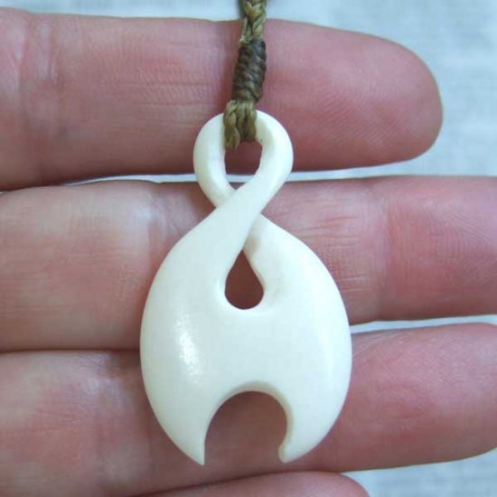 ボーンカービンングペンダント【ツイスト】 - BCT-30009