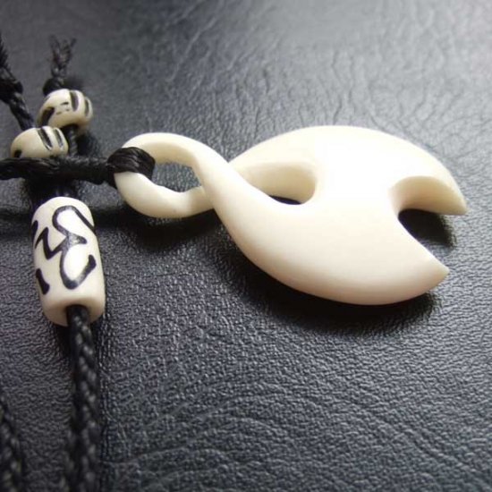 ボーンカービンングペンダント【ツイスト】 - BCT-30016