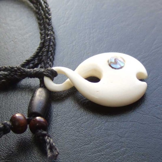 ボーンカービンングペンダント【ツイスト】 - BTC-30065