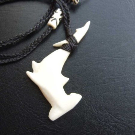 ボーンカービングペンダント【ハンマーヘッド】 - BTC-30046《一点もの》