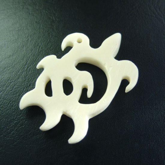 ボーンカービングペンダント【海ガメ】 - 14025chd