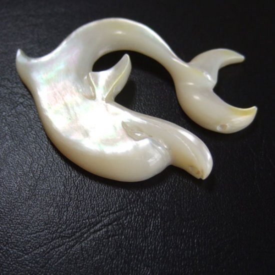 カービングペンダント【イルカ】 - 14040apc