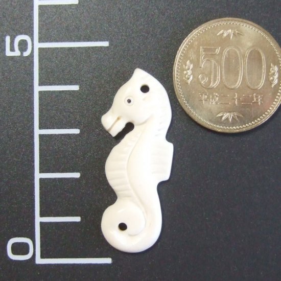 ボーンカービングペンダント【シーホース】 - 14040chd