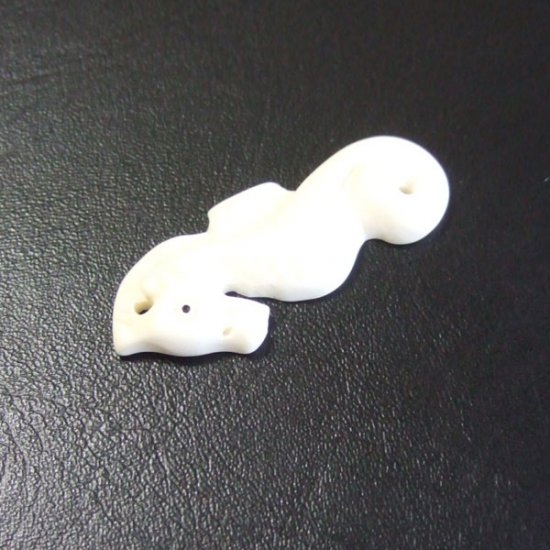 ボーンカービングペンダント【シーホース】 - 14040chd