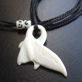 ボーンカービングペンダント【ホエールテール】 - BTC-30066 《一点もの》