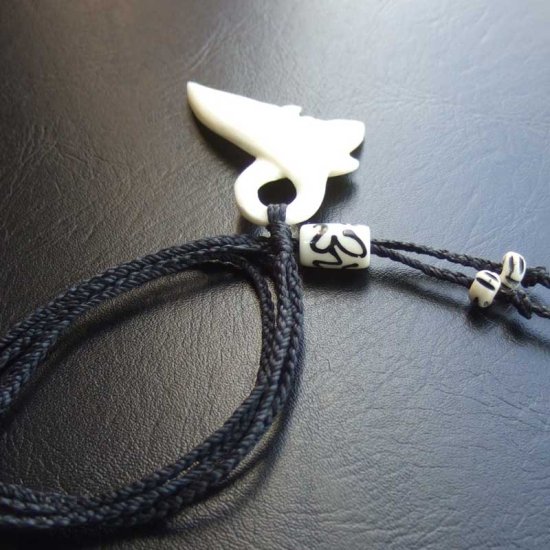 ボーンカービングペンダント【ホエールテール】 - BTC-30066 《一点もの》