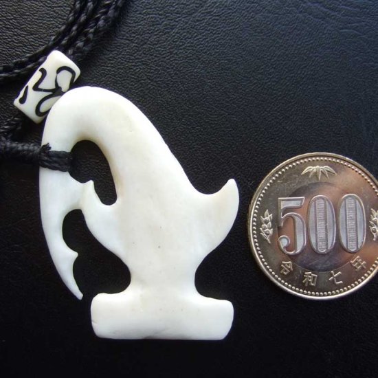 ボーンカービングペンダント【ハンマーヘッド】 - BTC-30067《一点もの》