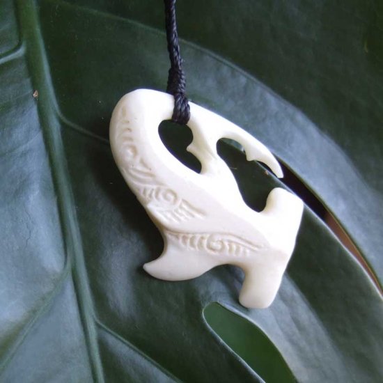 ボーンカービングペンダント【ハンマーヘッド】 - BTC-30067《一点もの》