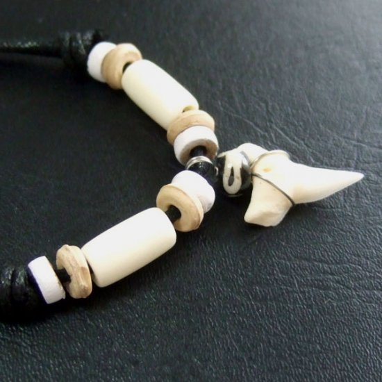 本物のサメの歯ネックレス - 20007thd