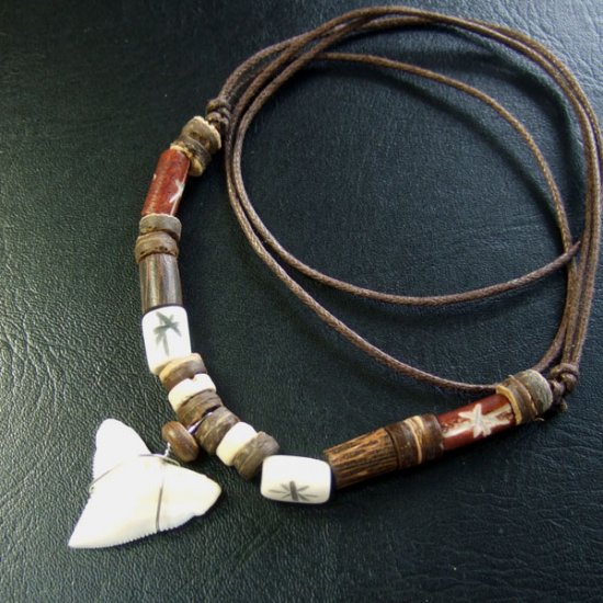 本物のサメの歯ネックレス - 20040etk