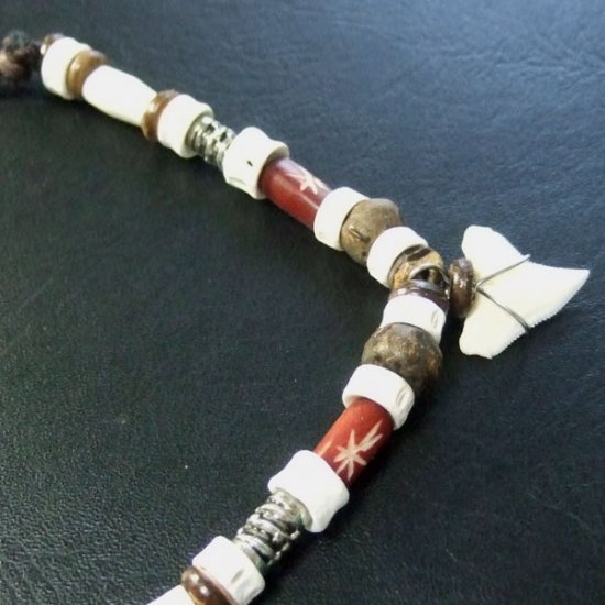 本物のサメの歯ネックレス - 20042etk