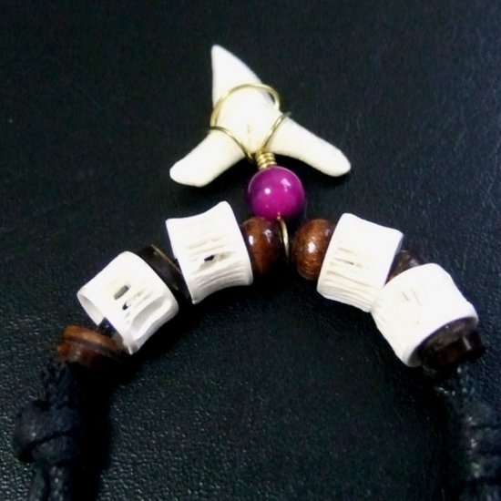 メジロザメ 本物のサメの歯ネックレス - 20125zhc