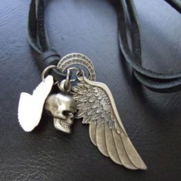 【表示現品】大型イタチザメの歯ペンダント - 20508zhb