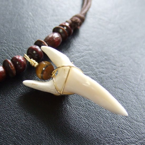 【表示現品】アオザメの歯（約3.7cm）ネックレス - 20585zhb