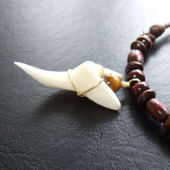 【表示現品】アオザメの歯（約3.7cm）ネックレス - 20585zhb