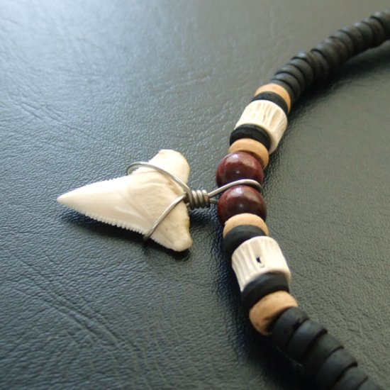 オオメジロザメ（ Bull shark ）の歯チョーカー - 20616zhb