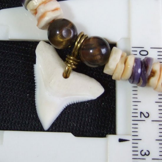 【訳あり現品】オオメジロザメの歯・ビーズネックレス - 21054zhb