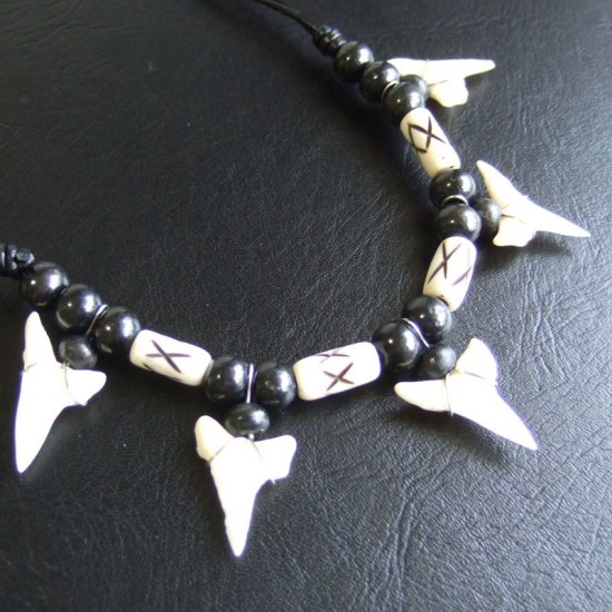 【表示現品】マコシャーク　サメの歯ネックレス - 21065zhb