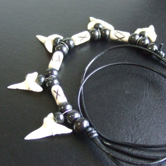 【表示現品】マコシャーク　サメの歯ネックレス - 21065zhb