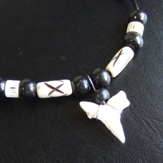 【表示現品】マコシャーク　サメの歯ネックレス - 21066zhb