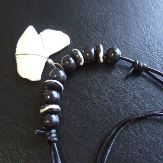 【レアもの現品】」イタチザメ（タイガーシャーク）の歯ペンダント 2.8 cm - 21107zhb