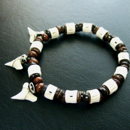 本物のサメの歯ブレスレット - 27038zhc