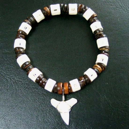 本物のサメの歯ブレスレット - 27039zhc