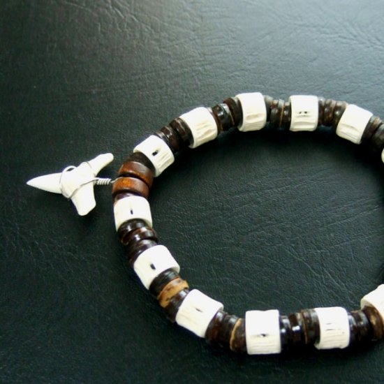 本物のサメの歯ブレスレット - 27039zhc