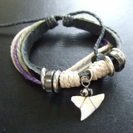 本物のサメの歯ブレスレット - 27083zhc