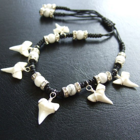 本物のサメの歯（アオザメ）ブレスレット - 27112zhb