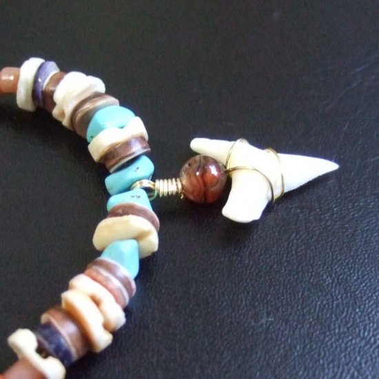 【表示現品】オオメジロザメ　ビーズブレスレット - 27217zhb