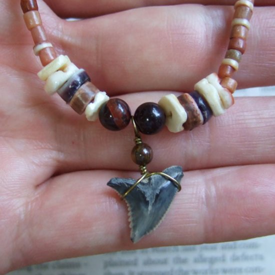 【表示現品】カマヒレザメの歯化石　ビーズブレスレット - 30294zhb