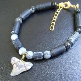 【表示現品】サメの歯化石 ビーズ ブレスレット - 30303zhb 【表示現品】サメの歯化石 ビーズ ブレスレット - 30303zhb