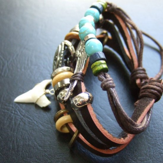 【表示現品】オオメジロザメの歯 ブレスレット - BLB-13015