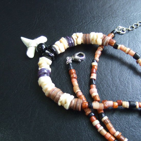 【表示現品】ホオジロザメの歯　ビーズブレスレット - GWN-10027