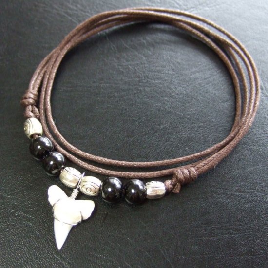 【現品】2.0cm マコシャーク　本物のサメの歯ペンダントネックレス - m20568zhb